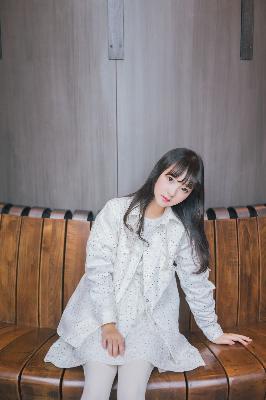 明明是配角却被王子宠爱了全集免费观看